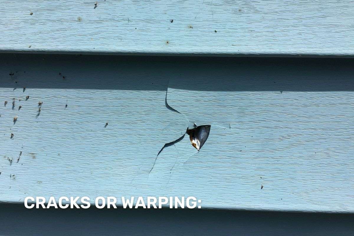 Siding Replacement: Cracks or Warping